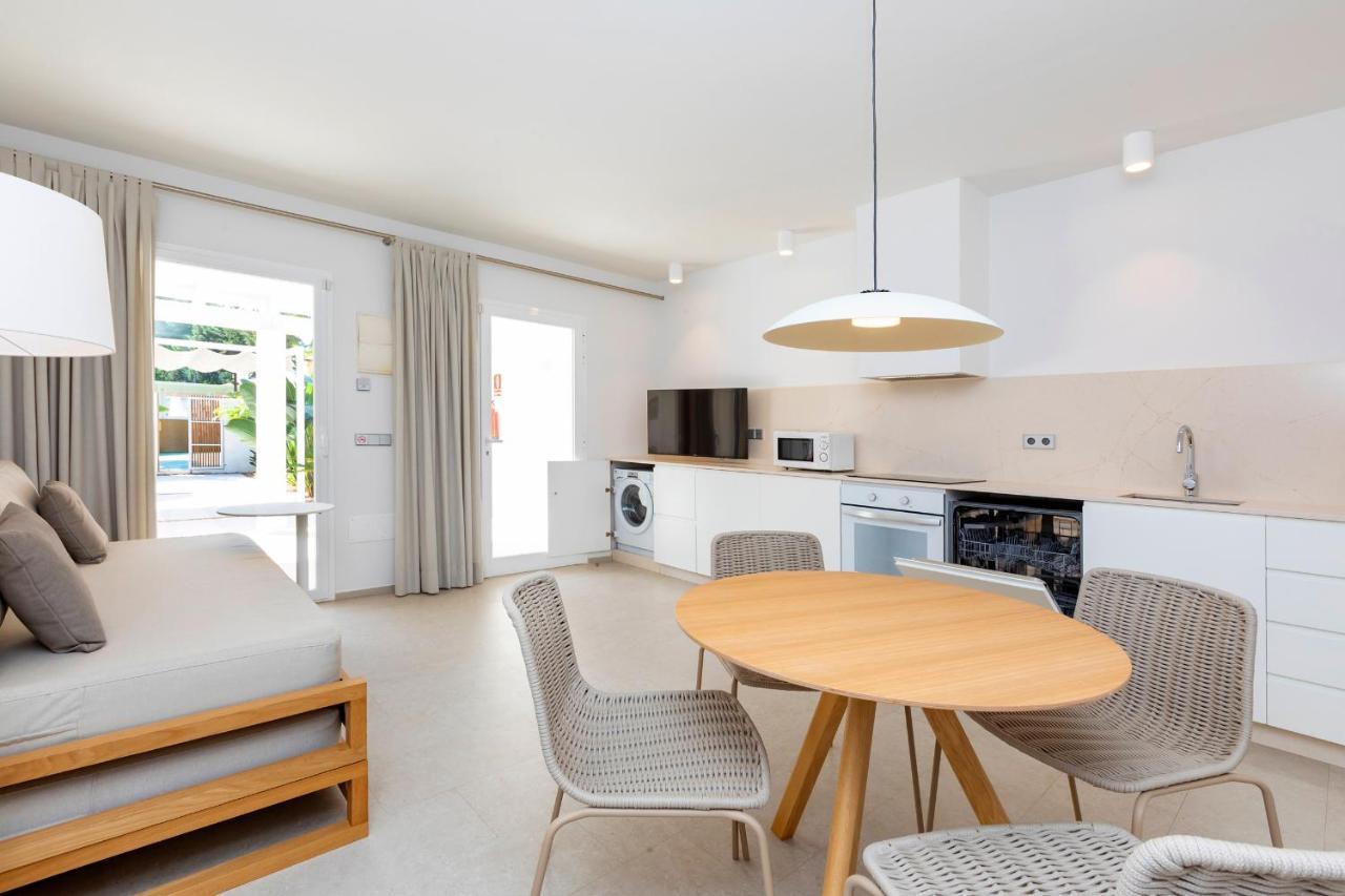 Ses Eufabietes Apartments & Restaurant Bãi biển Bãi biển Playa Migjorn Ngoại thất bức ảnh